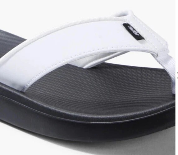 AUTHENTIC NIKE KEPAKAI THONG