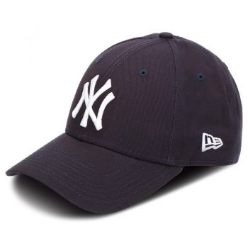 NEW ERA HAT